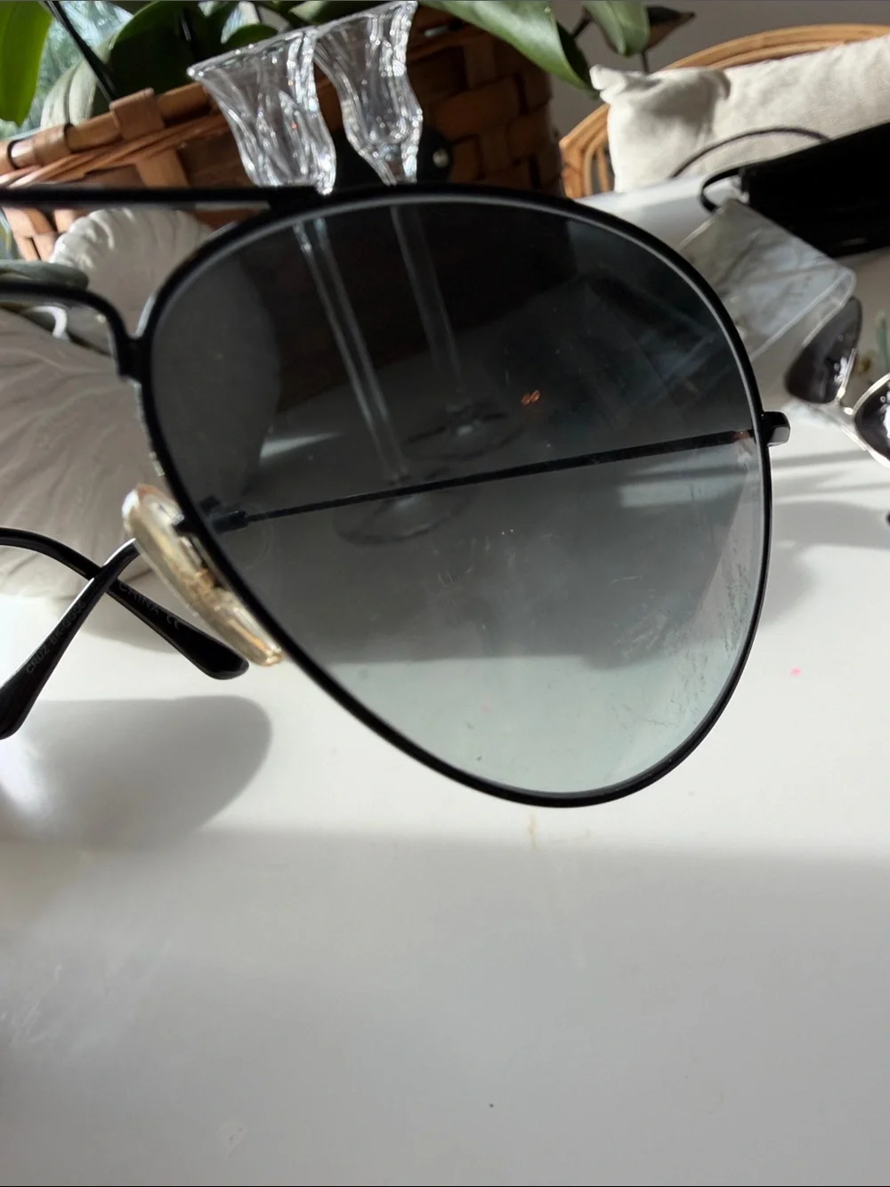 DIFF Aviator Sunglasses - Black Frame with Gray Lenses